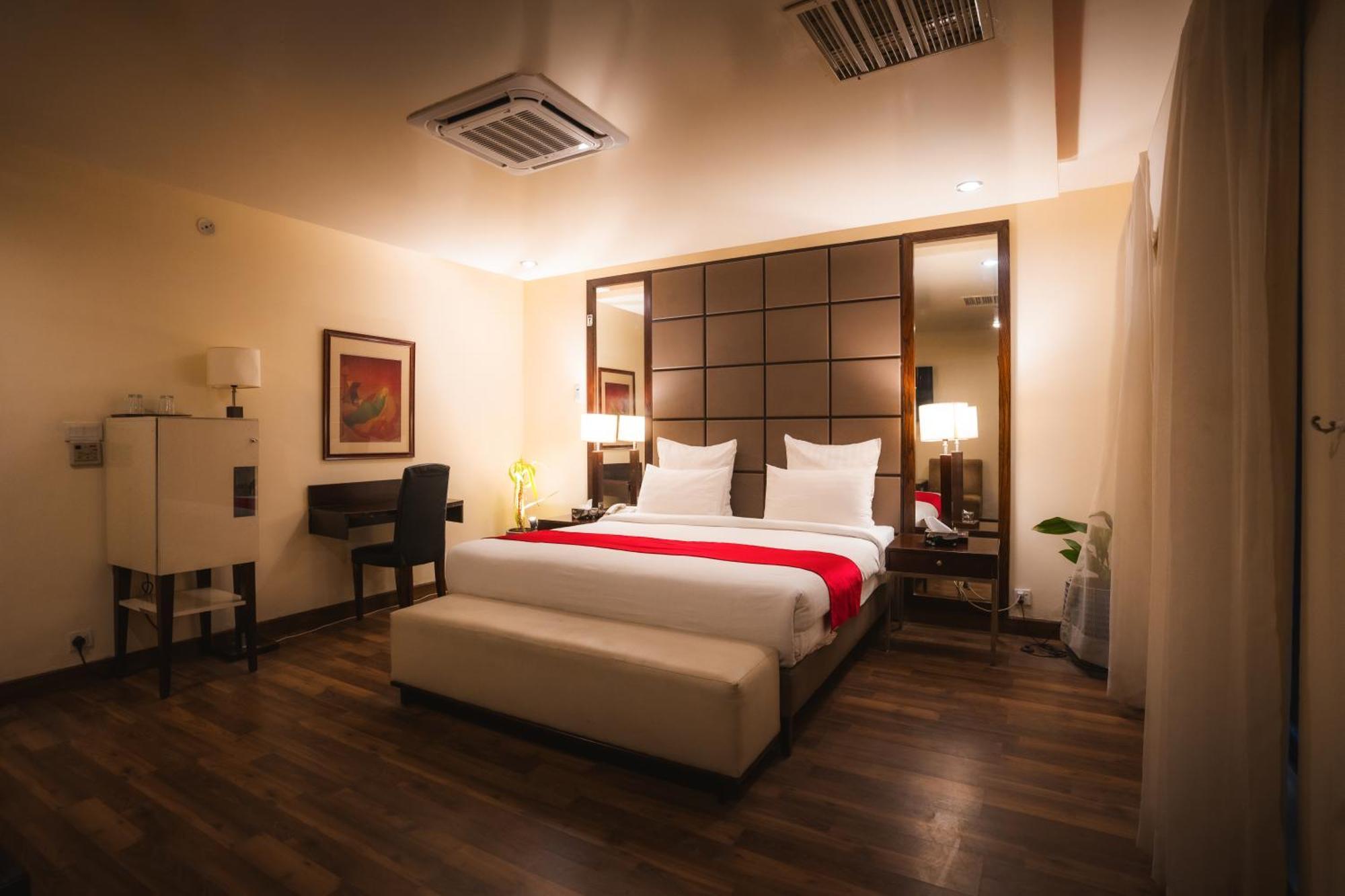 Rockville House Managed & Operated By Serai Boutique Hotels And Resorts Исламабад Экстерьер фото