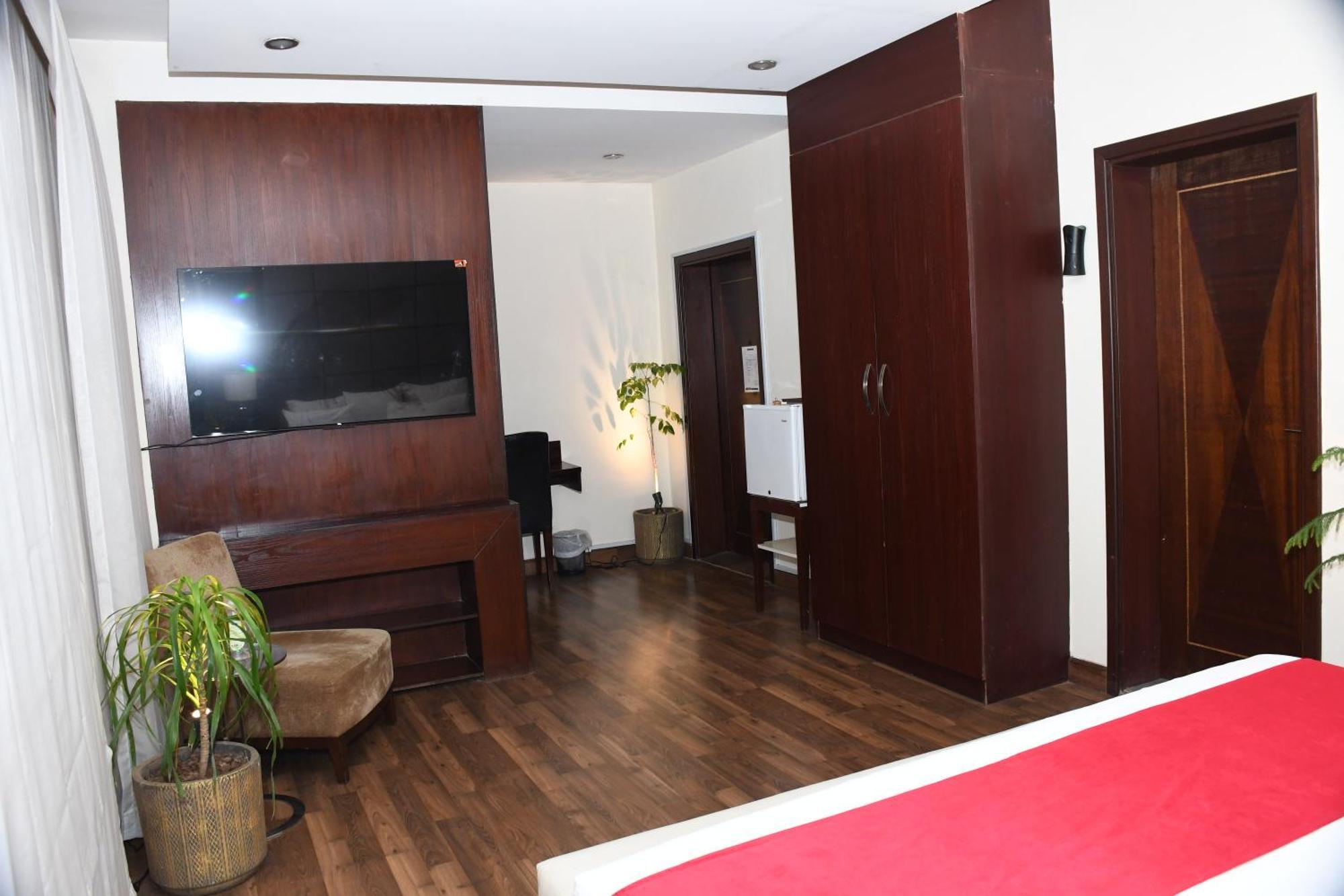 Rockville House Managed & Operated By Serai Boutique Hotels And Resorts Исламабад Экстерьер фото