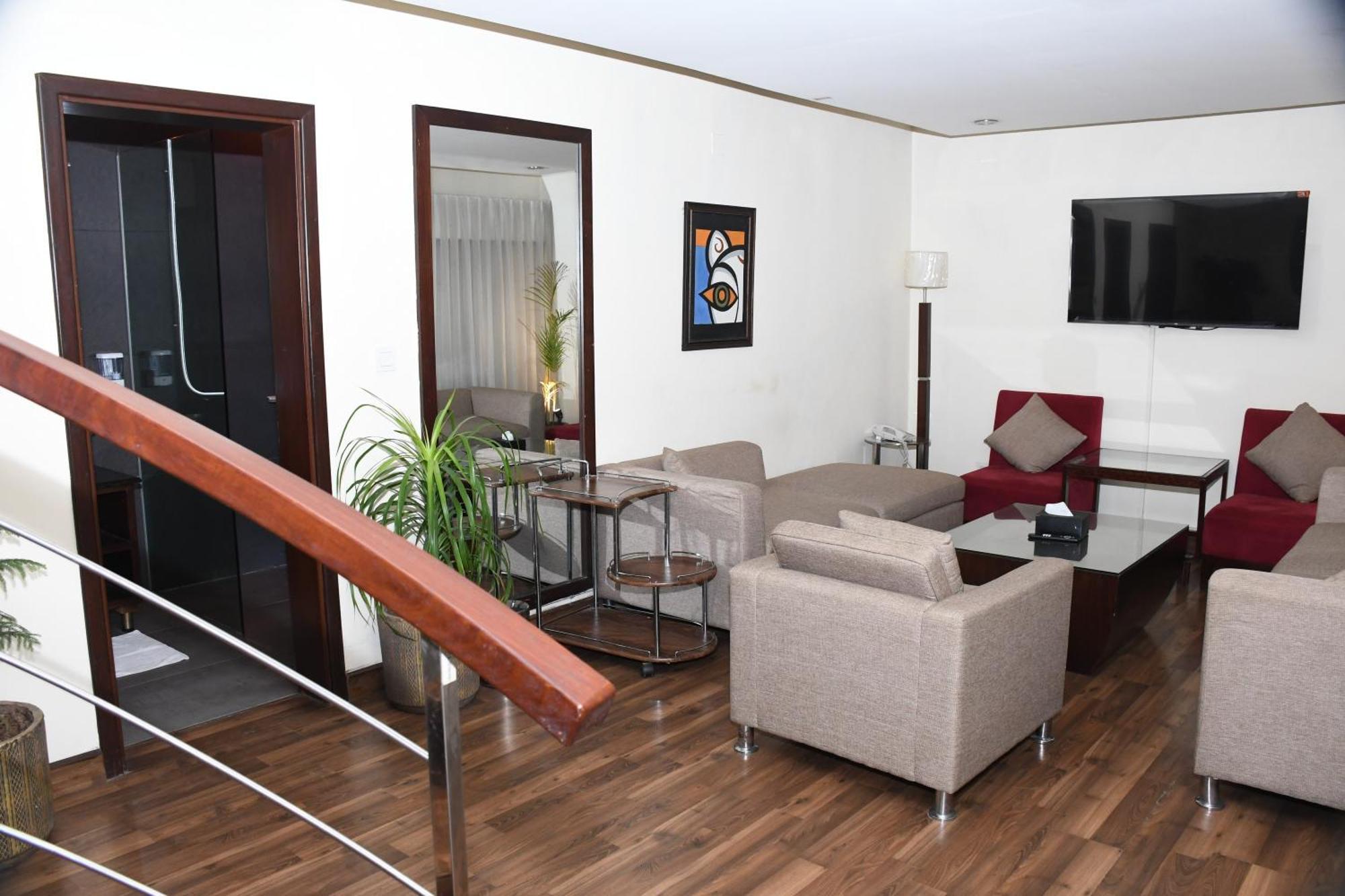 Rockville House Managed & Operated By Serai Boutique Hotels And Resorts Исламабад Экстерьер фото